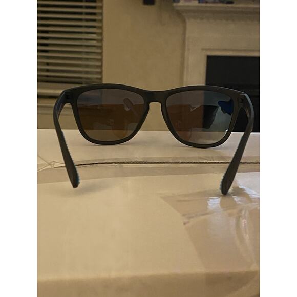 Bebe! Black Ocean Sports And Outdoors Blue Polarized UV400 Sunglasses NWT - Picture 12 of 14